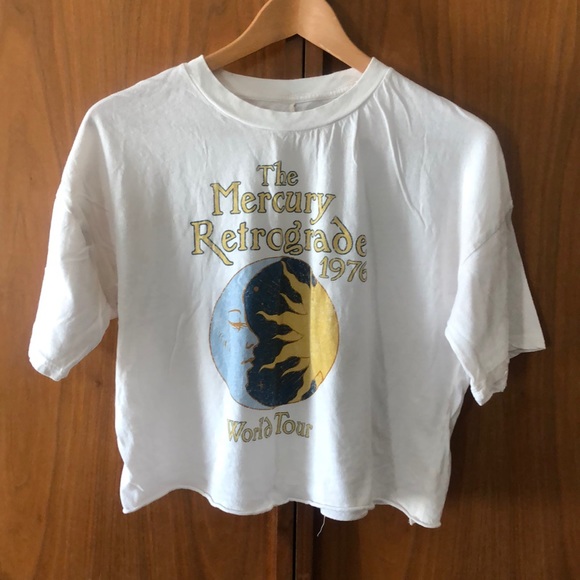 EUC graphic tee - Picture 1 of 4